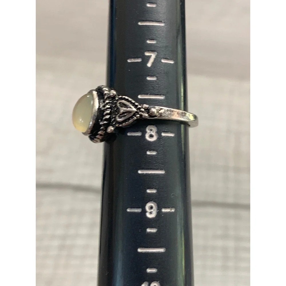 Vintage Style Moonstone Heart Ring Silver Tone Boho Size 7.75 4024